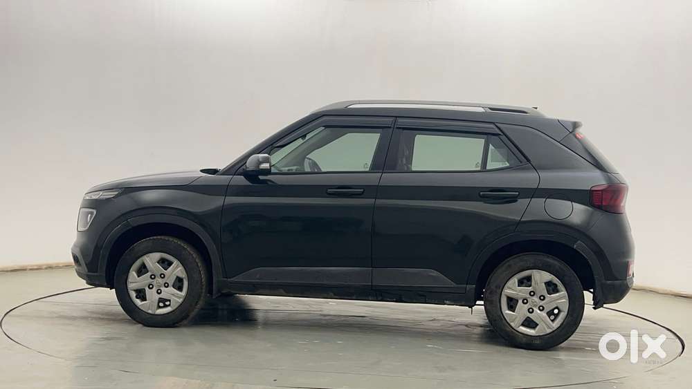 Hyundai Venue 1.2 S Plus, 2021, Petrol
