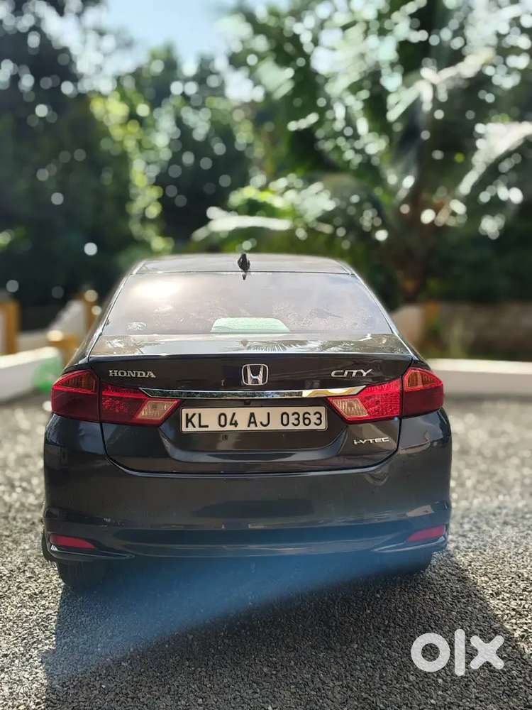2016 Honda City Vxcvt Ivtec Automatic Sunroof