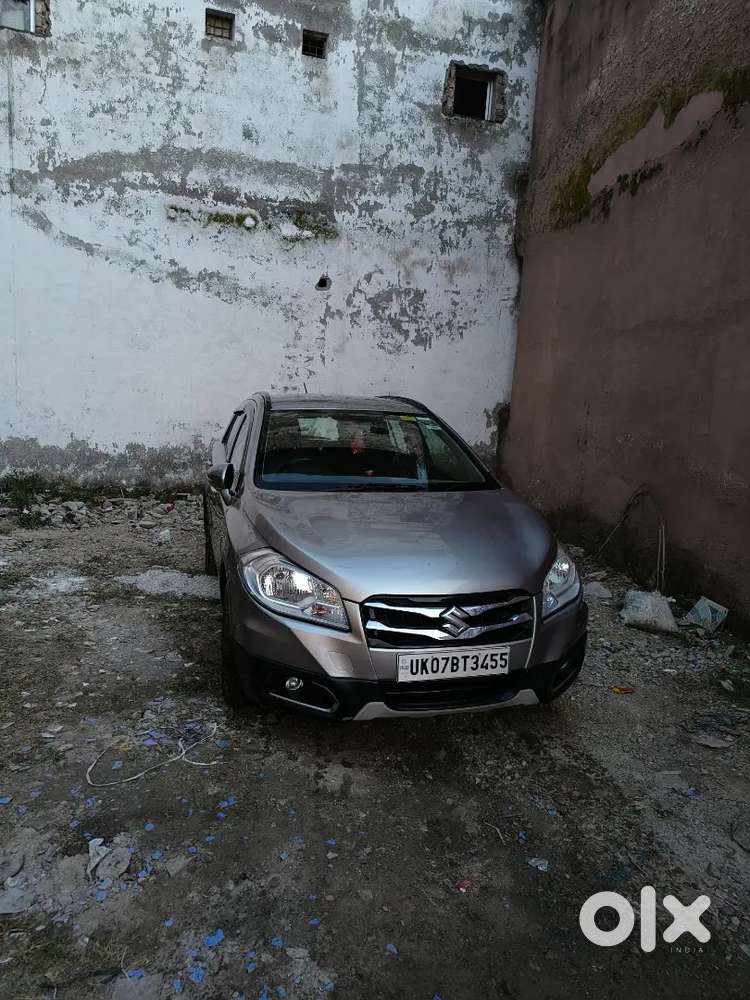 Maruti Suzuki S-cross 2016 Diesel Well Maintained