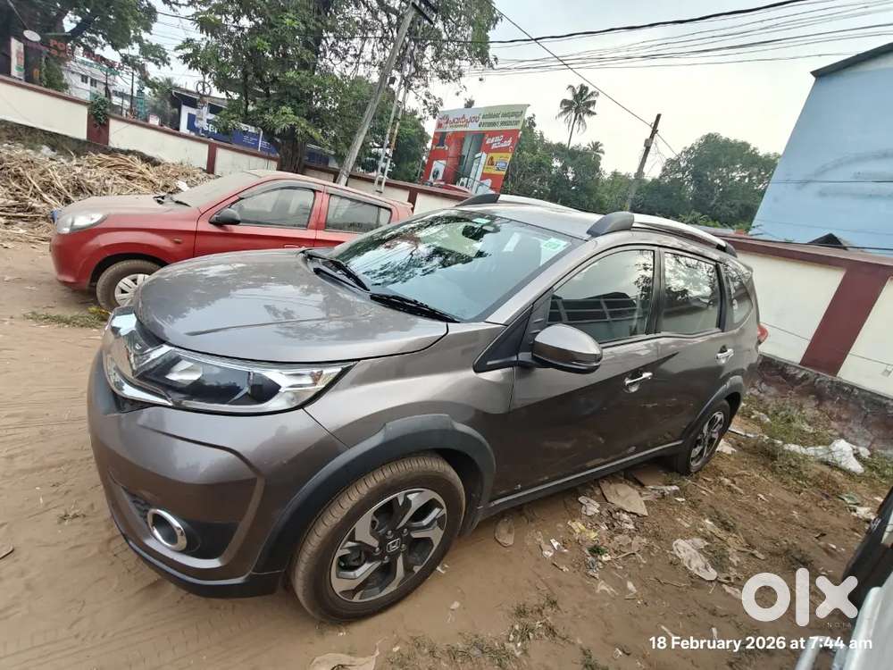 Honda Br-v 2017 Petrol Well Maintained, Full Company Service
