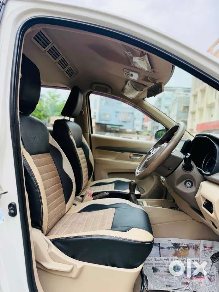 Maruti Suzuki Ertiga 1.5 Vxi, 2022, Petrol
