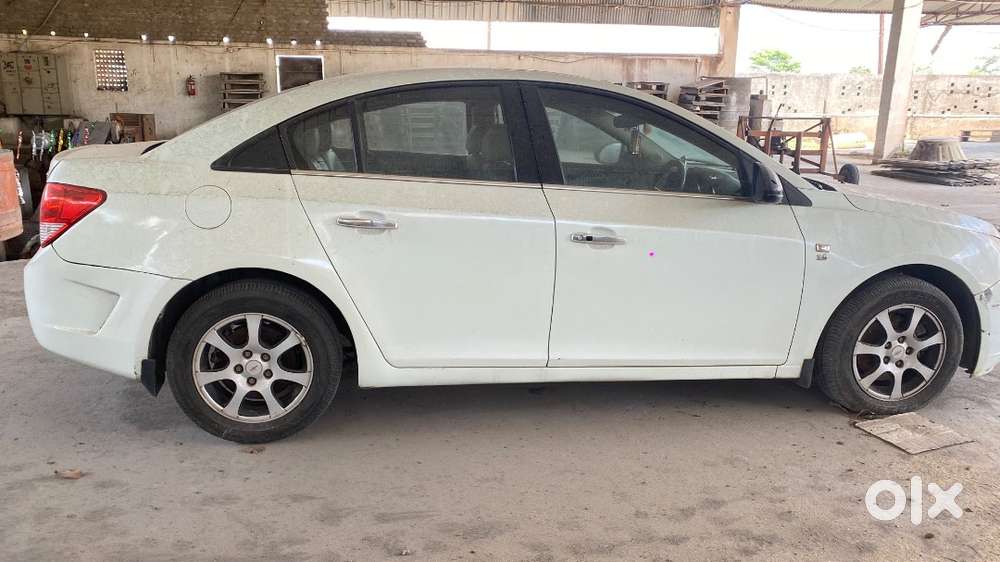 Chevrolet Cruze 2010 Diesel Good Condition