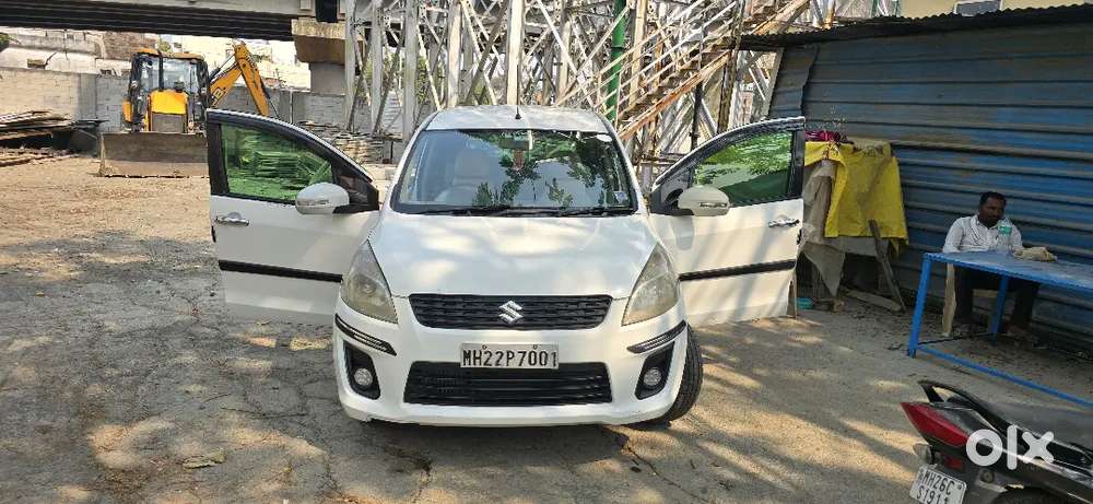 Maruti Suzuki Ertiga 2014 Diesel 260000 Km Driven
