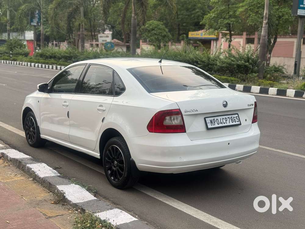 Skoda Rapid 2013-2016 1.5 Tdi At Elegance, 2015, Diesel