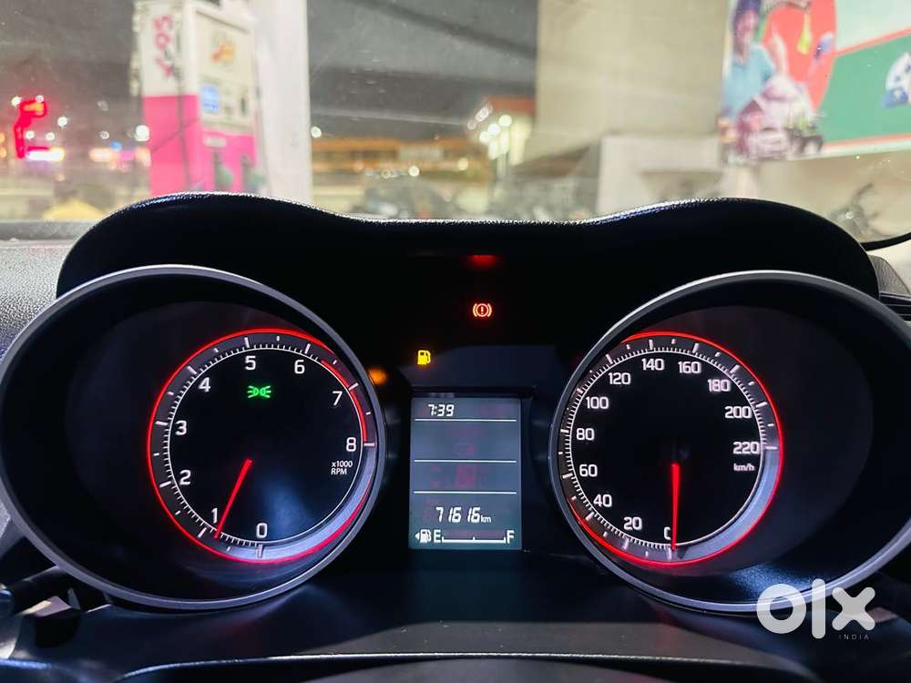 Maruti Suzuki Swift Vvt Vxi, 2022, Petrol