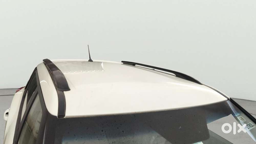Mahindra Xuv300 W8, 2022, Petrol