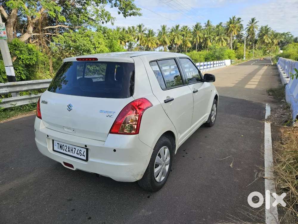 Maruti Suzuki Swift 2009 Petrol 78000 Km Driven