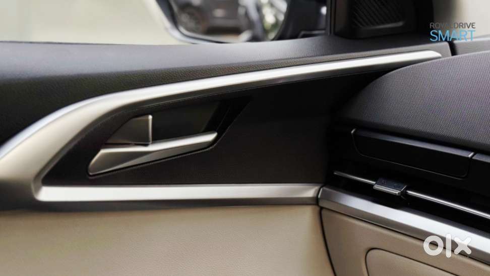 Kia Carens, 2022, Petrol