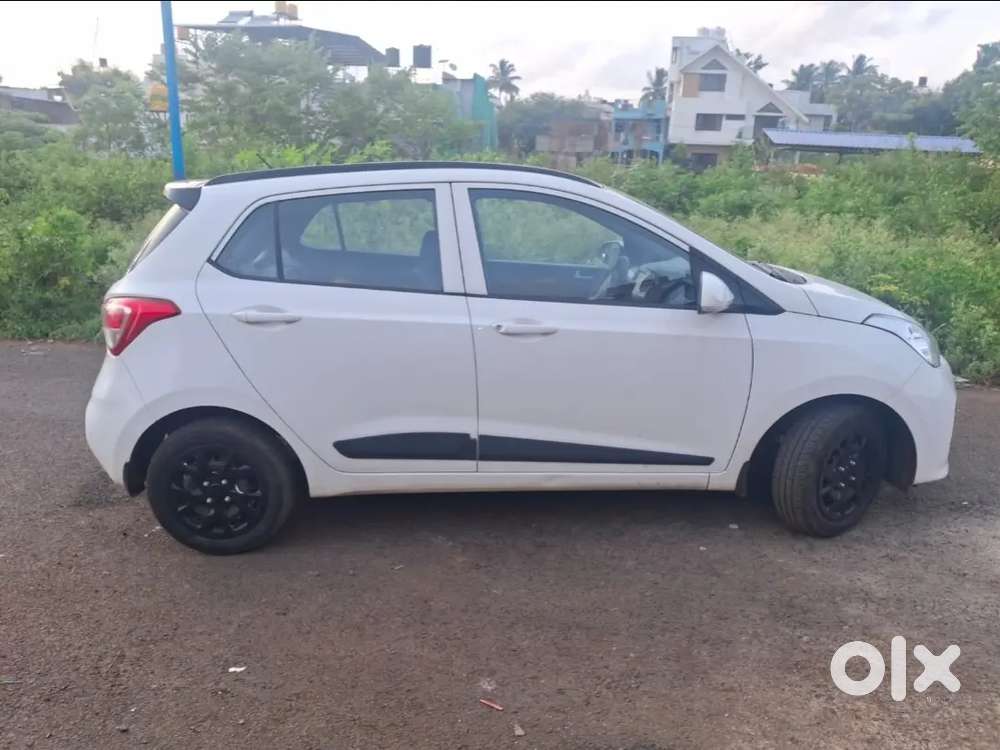 Hyundai Grand I10 2019 Sportz Dual Tone
