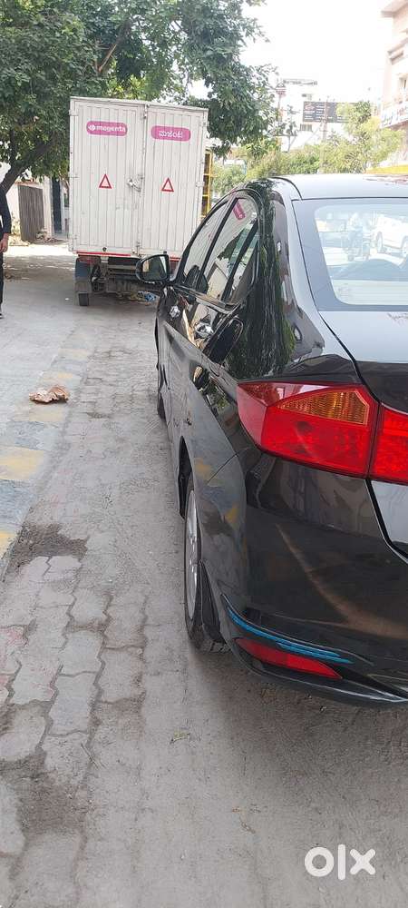 Honda City I-vtec V, 2016, Petrol