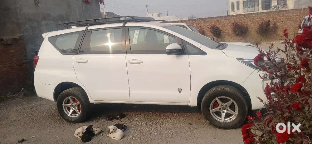 Toyota Innova Crysta 2017 Diesel 175000 Km Driven