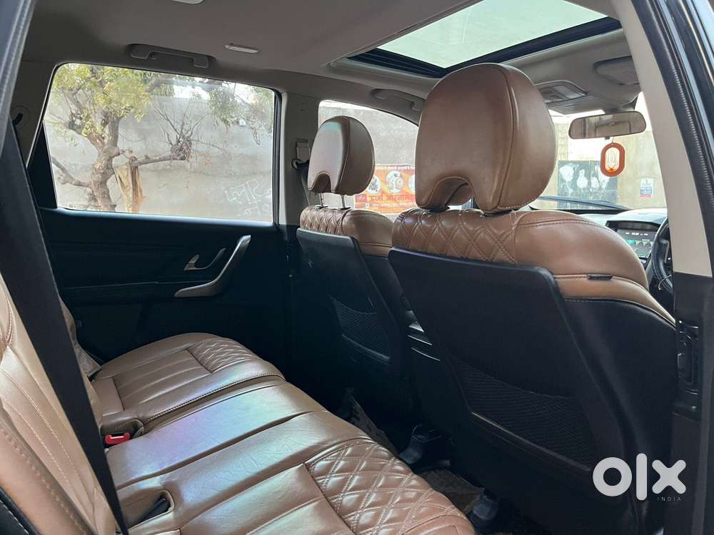 Mahindra Xuv500 W11 Option At, 2019, Diesel