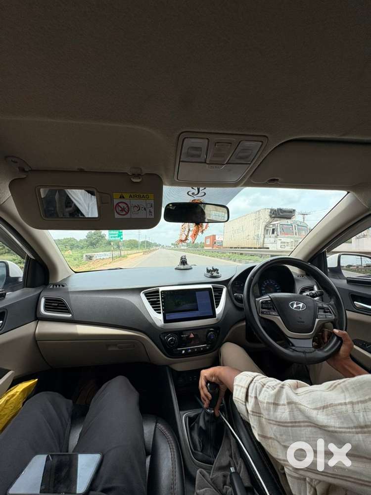 Hyundai Fluidic Verna 2017