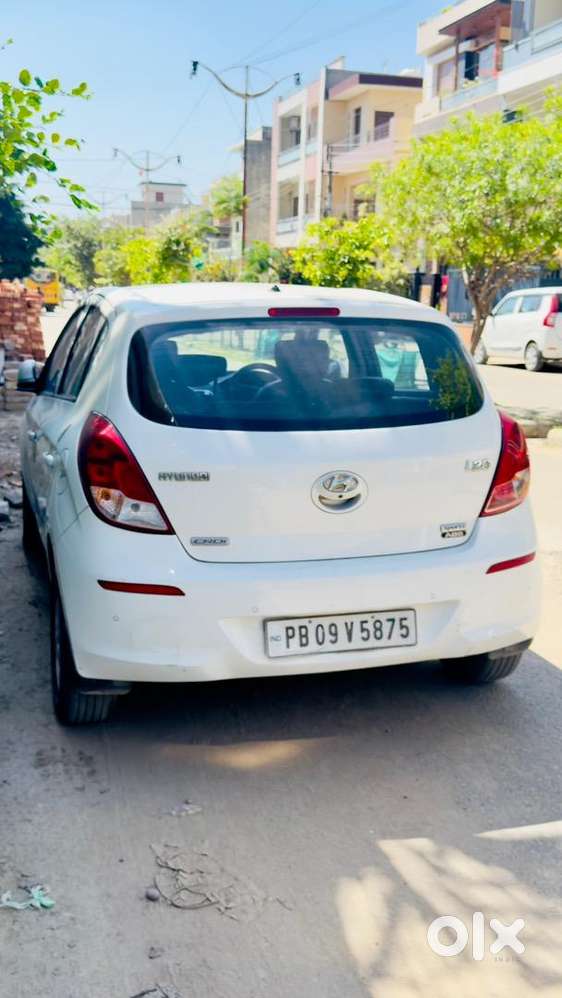 Hyundai I20 2014 Diesel  Fully Loaded  Excellent Condition