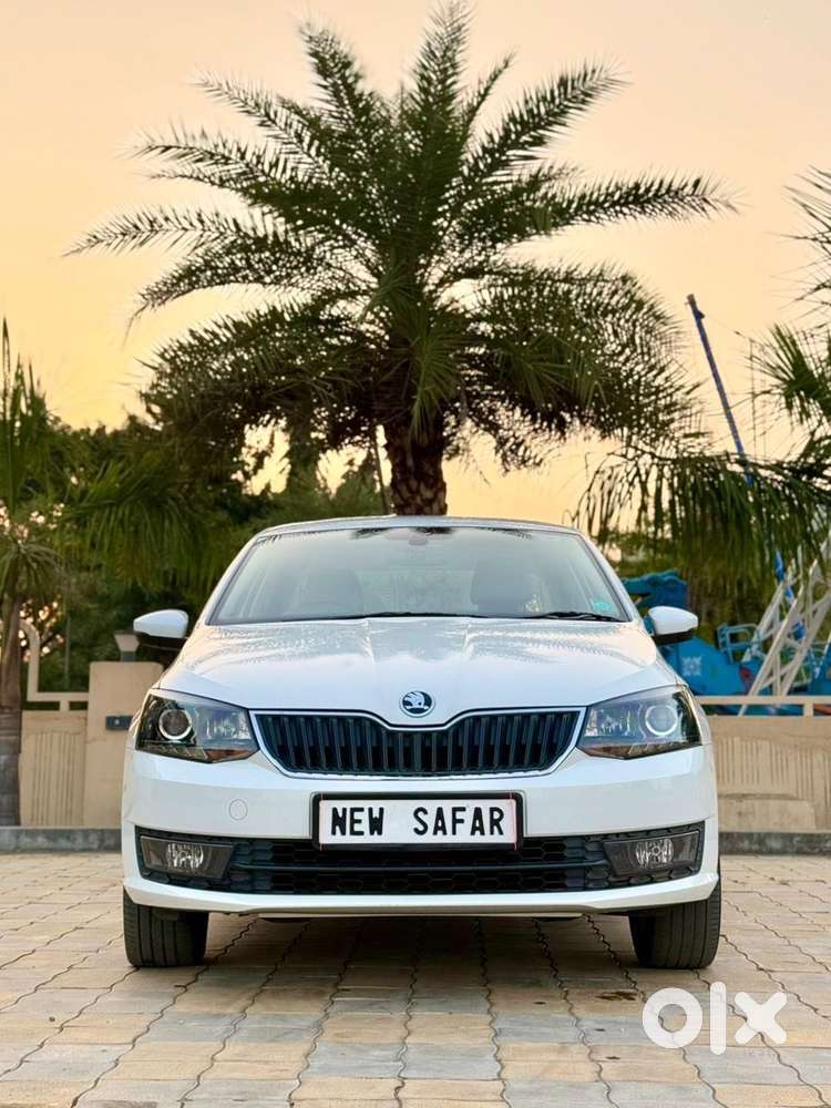 Skoda Rapid 1.0 Style At, 2021, Petrol