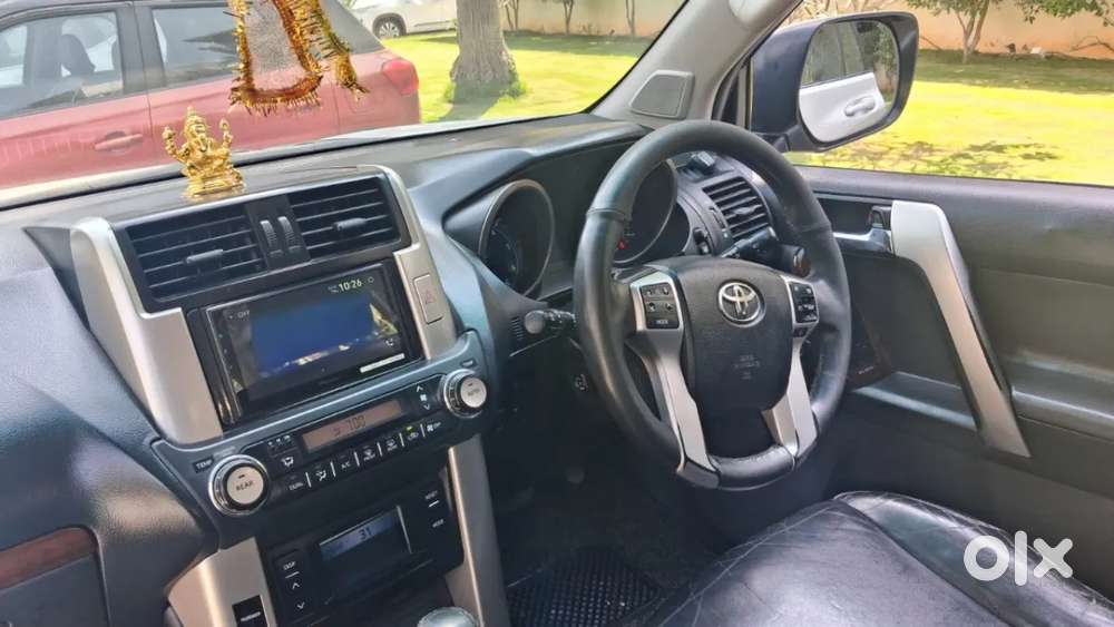 Toyota Land Cruiser Prado Vx L, 2011, Diesel