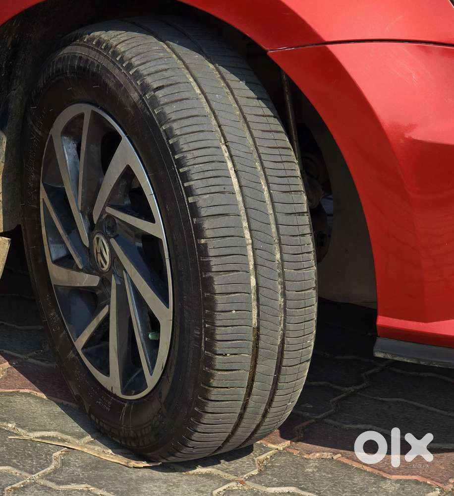 Volkswagen Polo 1.0 Tsi Comfortline At, 2021, Petrol