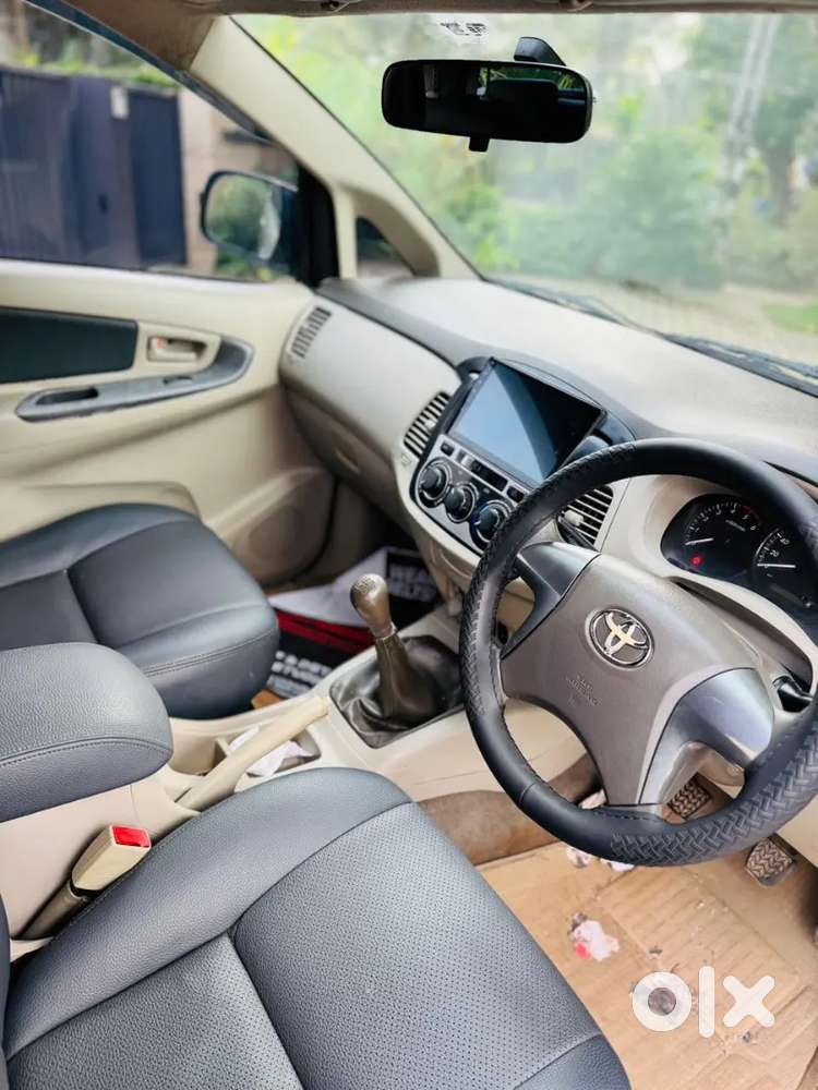 Toyota Innova 2.5 G Diesel 2014