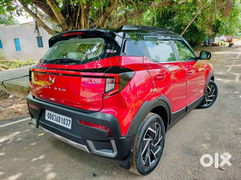 Mahindra Xuv 3xo Ax7l 1.2 Petrol At (pg), 2024, Petrol