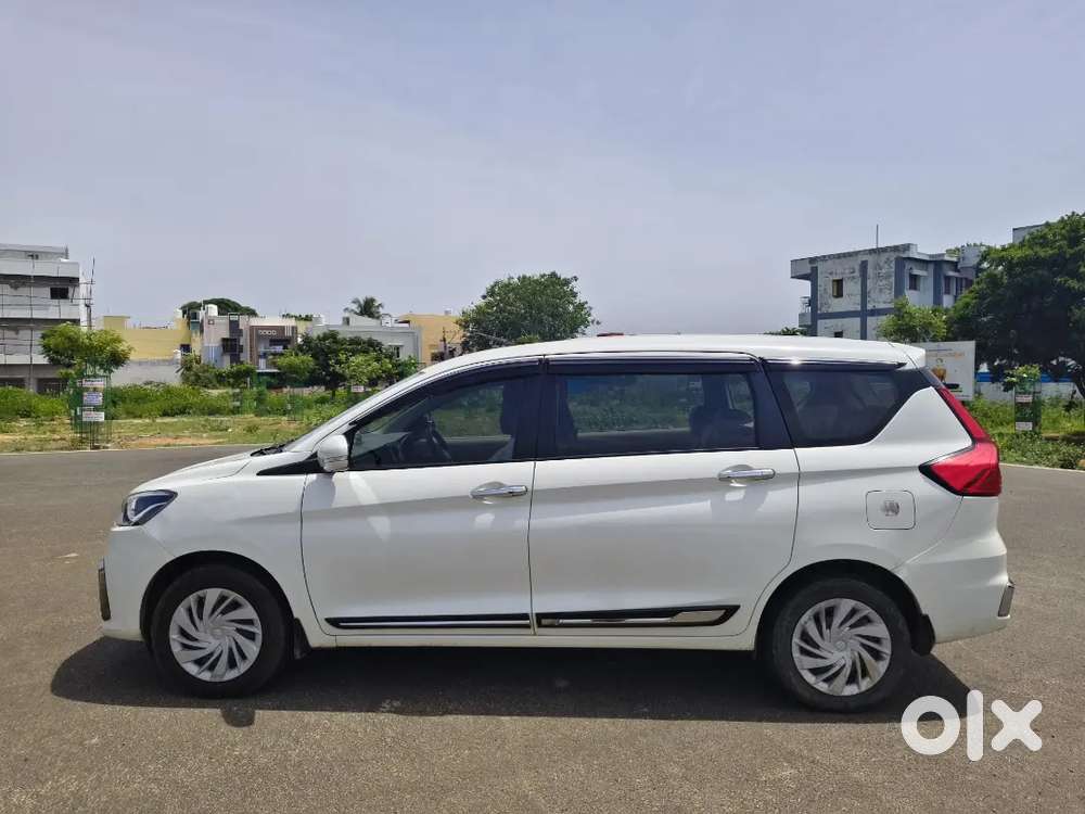 Maruti Suzuki Ertiga Vxi 2024