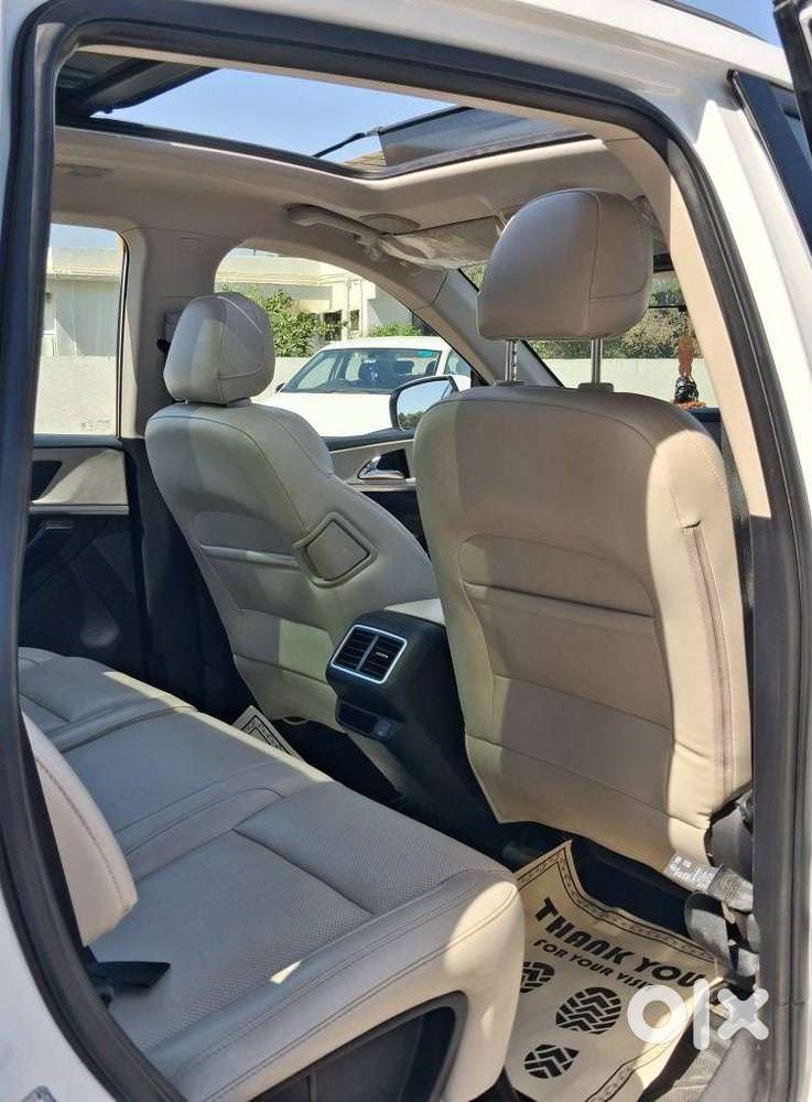 Mahindra Xuv700 2.2 Ax 7 Diesel At Str, 2023, Diesel