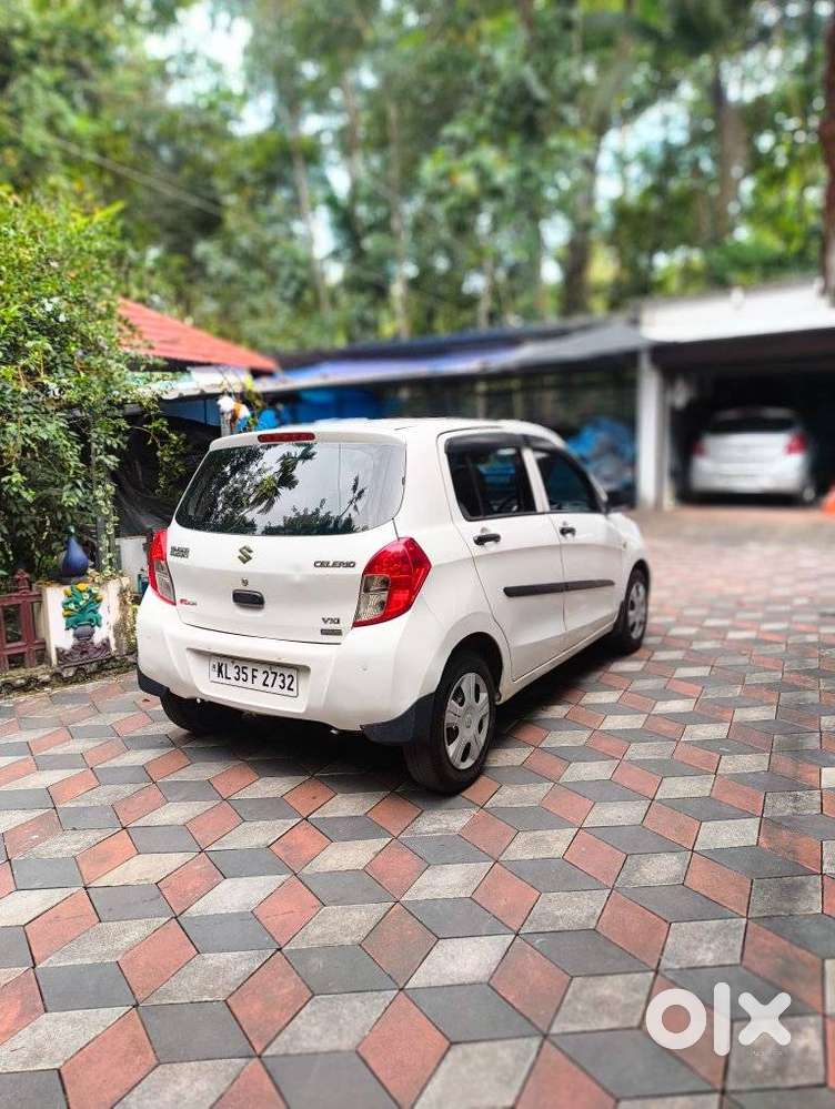 Maruti Suzuki Celerio Vxi At, 2014, Petrol