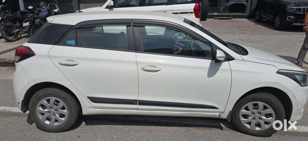 Hyundai I20 Sportz 1.2 Mt, 2017, Petrol