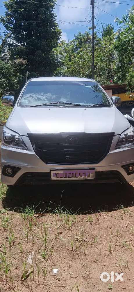 Toyota Innova 2009 Diesel 2.75 Km Driven