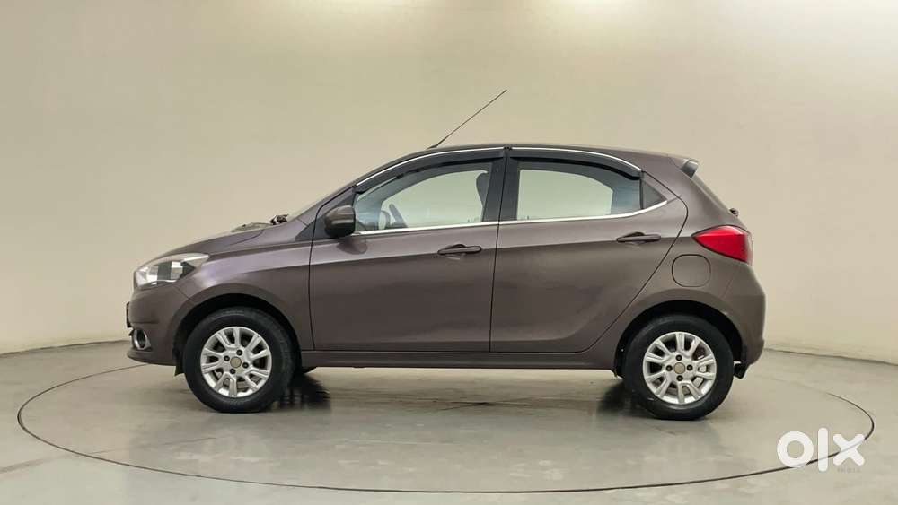 Tata Tiago Xza, 2018, Petrol
