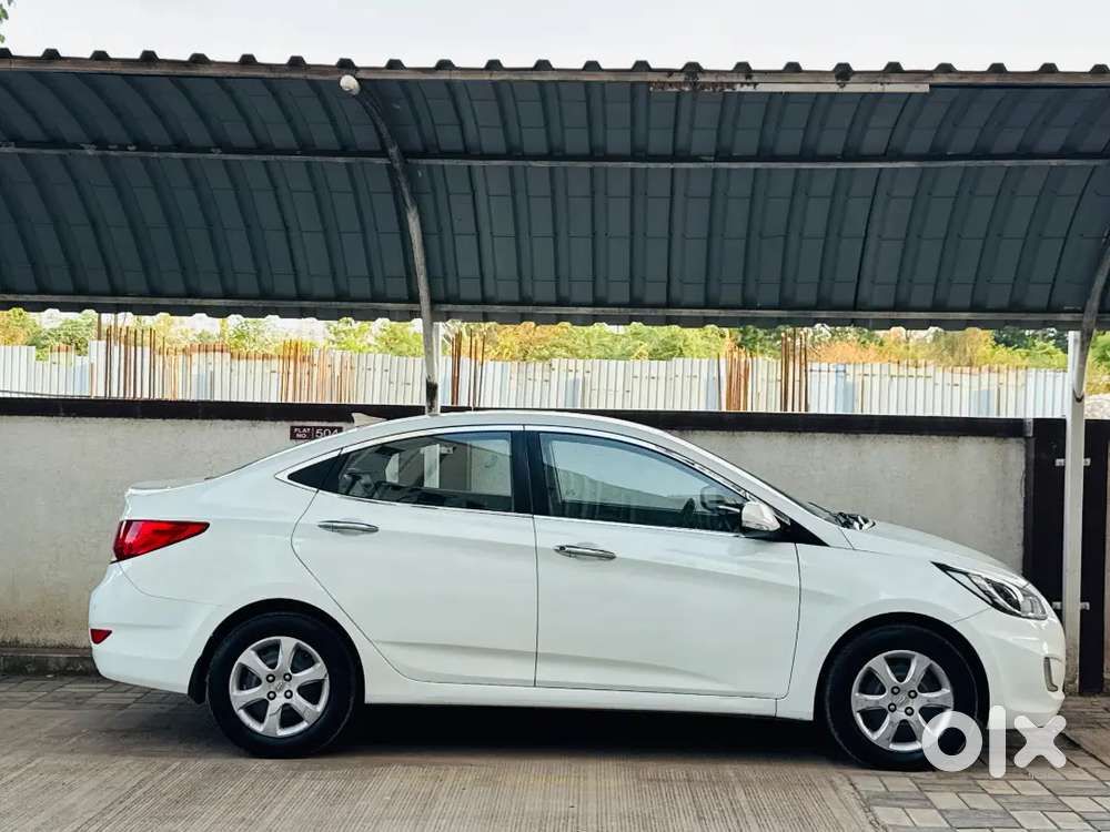 Hyundai Verna Crdi 2013 1st Owner 83710 Km 395000 Negotiable With Tran