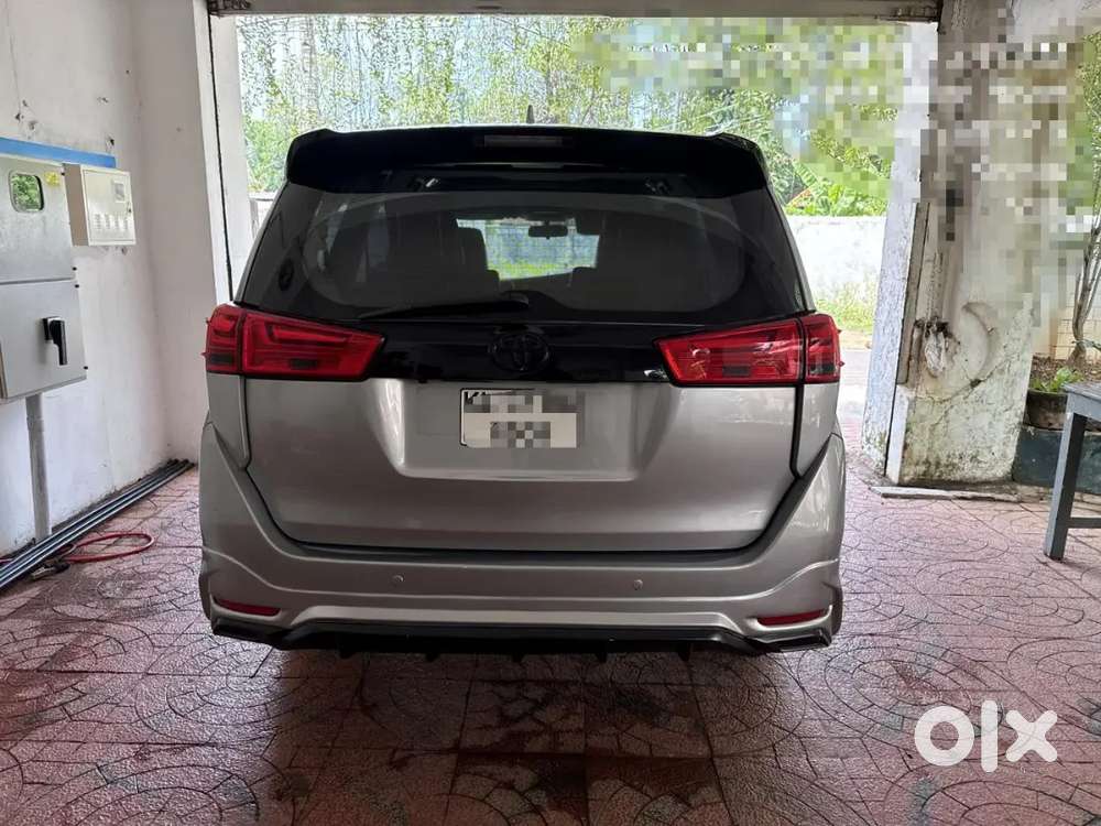 Toyota Innova Crysta 2016 Diesel Car