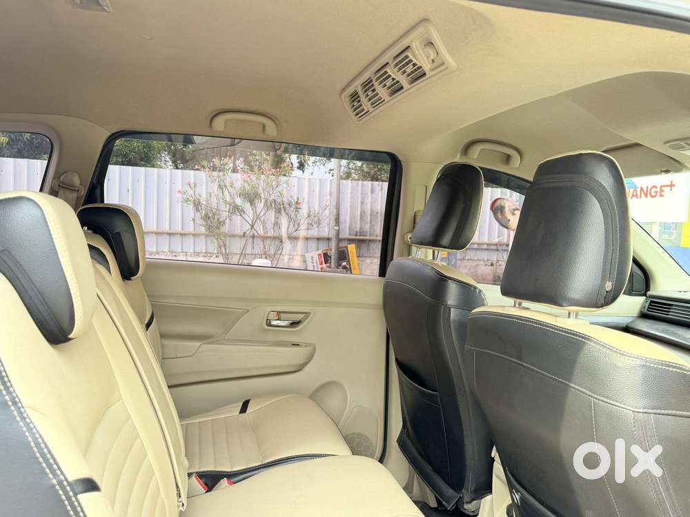 Maruti Suzuki Ertiga Zxi Plus Petrol, 2022, Petrol