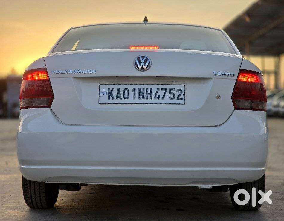 Volkswagen Vento, 2011, Petrol