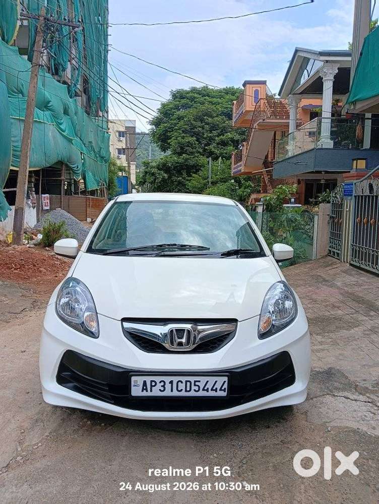 Honda Brio V Mt, 2012, Petrol