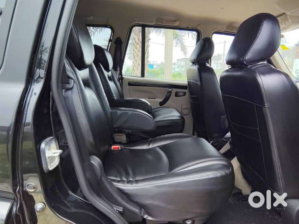 Mahindra Scorpio S11 Mt 7s, 2025, Diesel