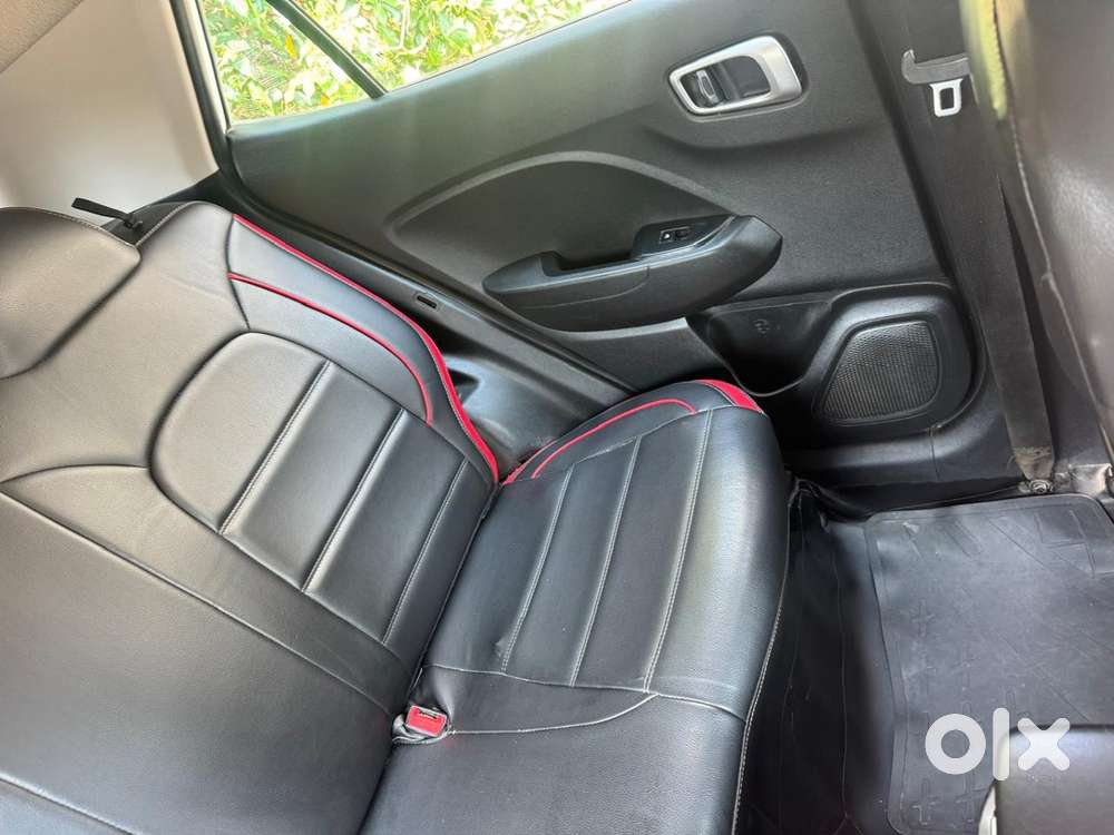 Hyundai Venue Mt 2020
