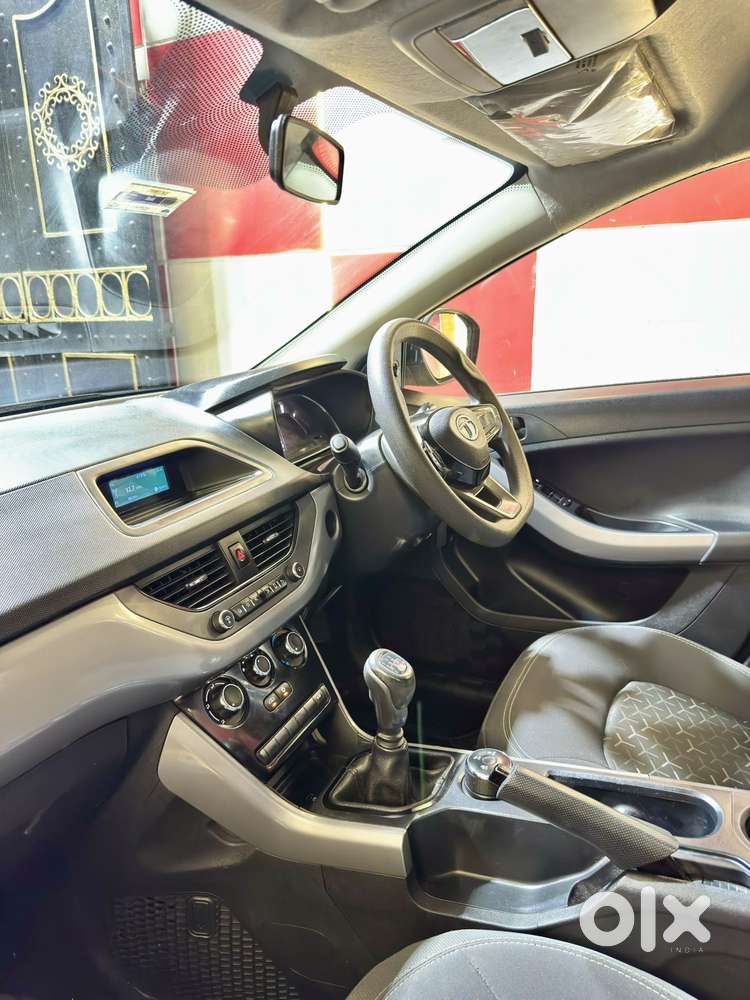 Tata Nexon 1.5 Revotorq Xm (s), 2022, Diesel
