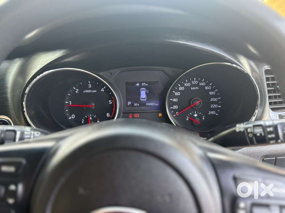 Kia Carnival Premium, 2020, Diesel