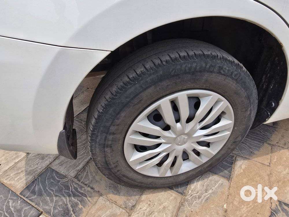 Maruti Suzuki Swift Dzire 1.3 Vxi, 2023, Petrol