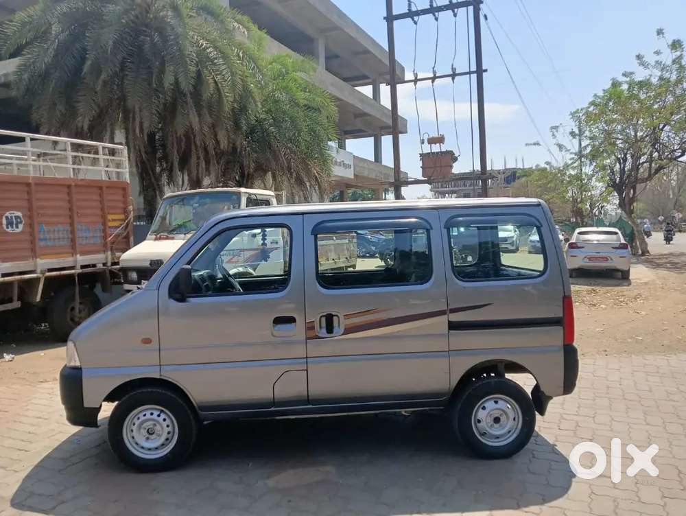 Maruti Suzuki Eeco 2022 Petrol 35000 Km Driven