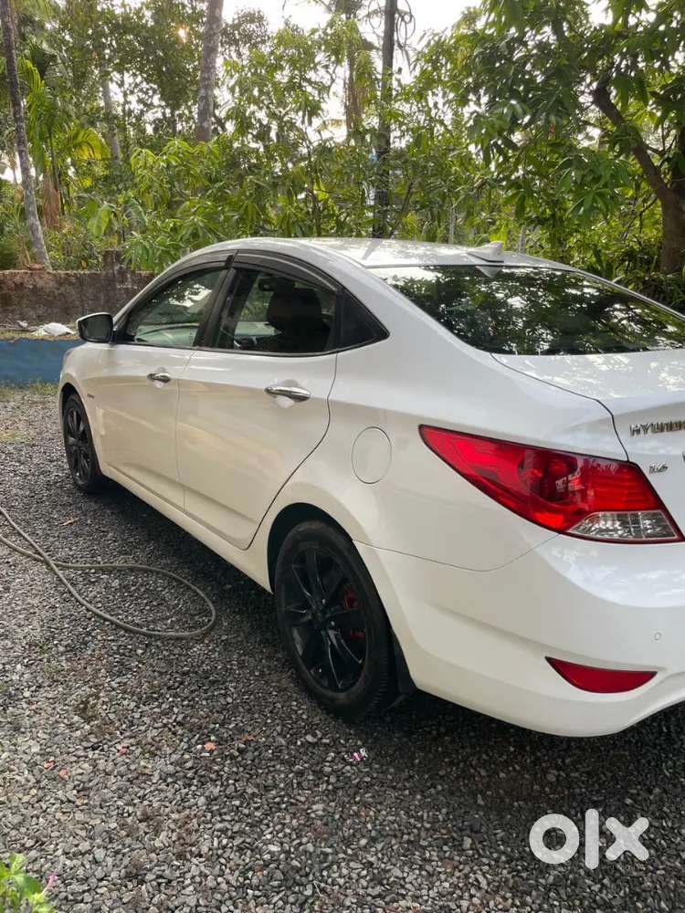 Hyundai Verna 2013 Diesel 71023 Km Driven