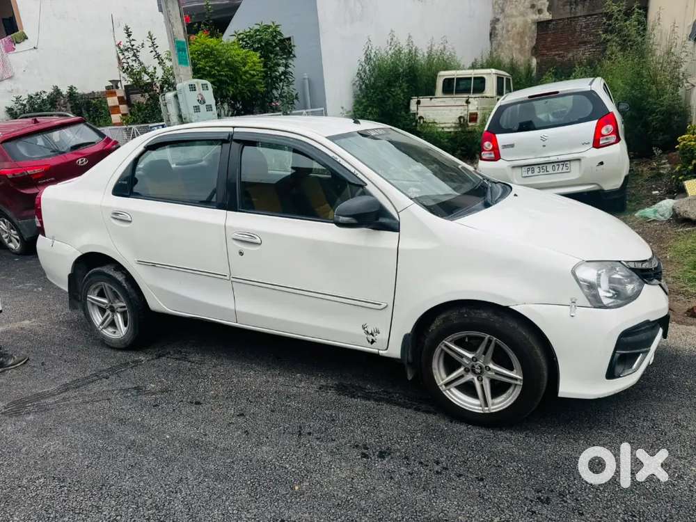 Toyota Etios 2015 Diesel Well Maintained