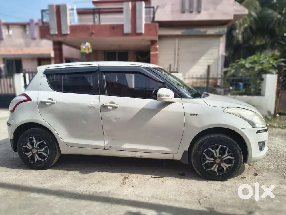 Maruti Suzuki Swift 2014 Petrol 60000 Km Driven