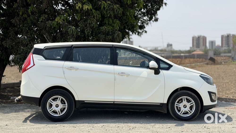 Mahindra Marazzo M6 8str, 2019, Diesel