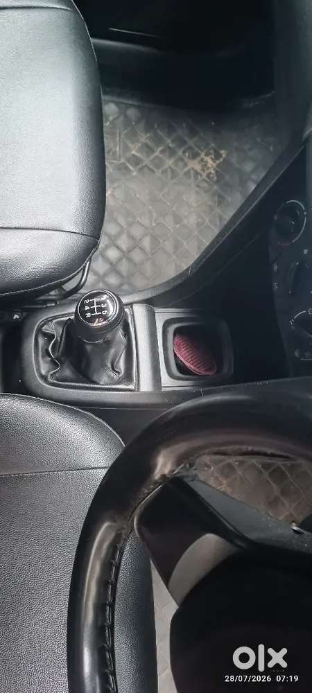 Maruti Suzuki Swift 2017 Lxi Petrol Manual