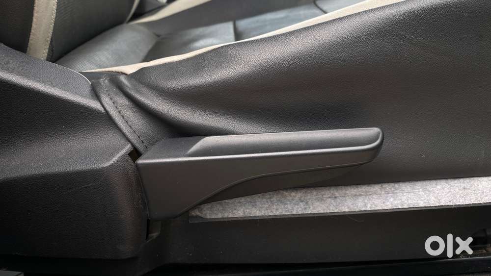 Volkswagen Taigun 1.0 Tsi Topline At, 2023, Petrol