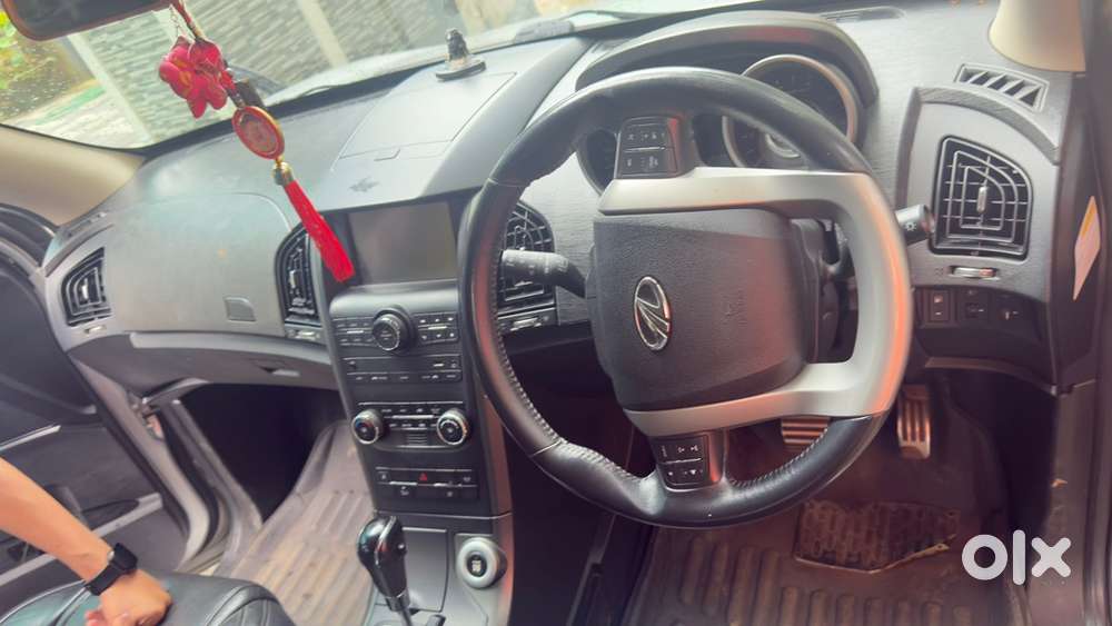 Mahindra Xuv500 W10 Automatic