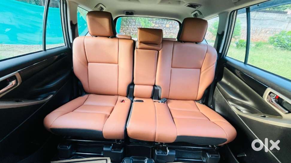 Toyota Innova Crysta 2.4 G Mt, 2021, Diesel