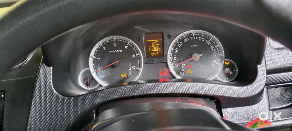 Swift Type 2 
Model 2014
Kilometre 102000
New Insurance 
New Tyre