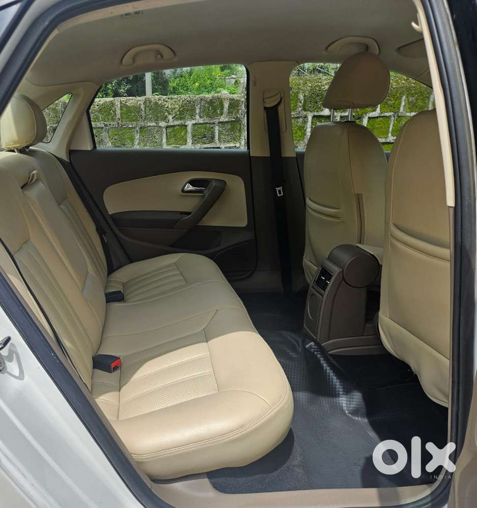 Skoda Rapid 1.5 Tdi At Ambition With Alloy Wheel, 2015, Diesel